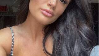 Monika Fox Doggy Sex braucht diesen dicken Prügel