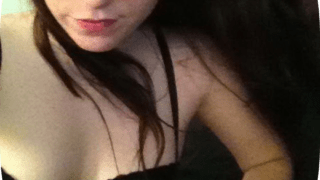 Isabella Della Hardcore Porn den Rock hoch und lässt sich den Po bumsen